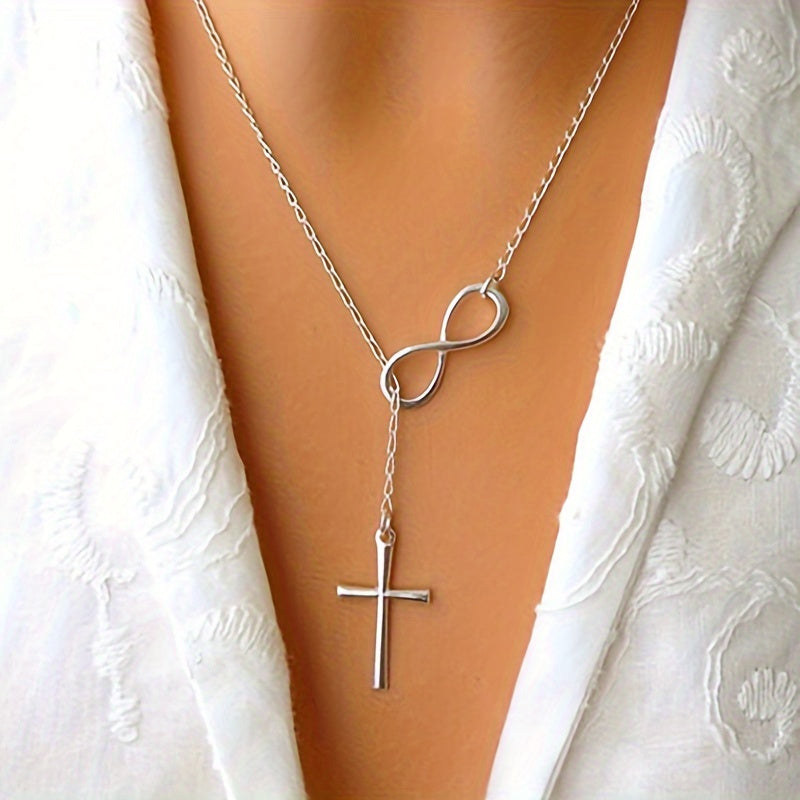 Myelira | Women's Minimalist Lucky Necklace with 8 Symbol | Gold