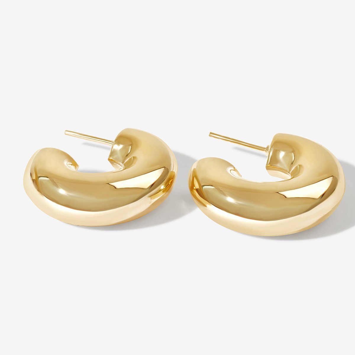 Mia - Gold Earrings with Voluminous Shape