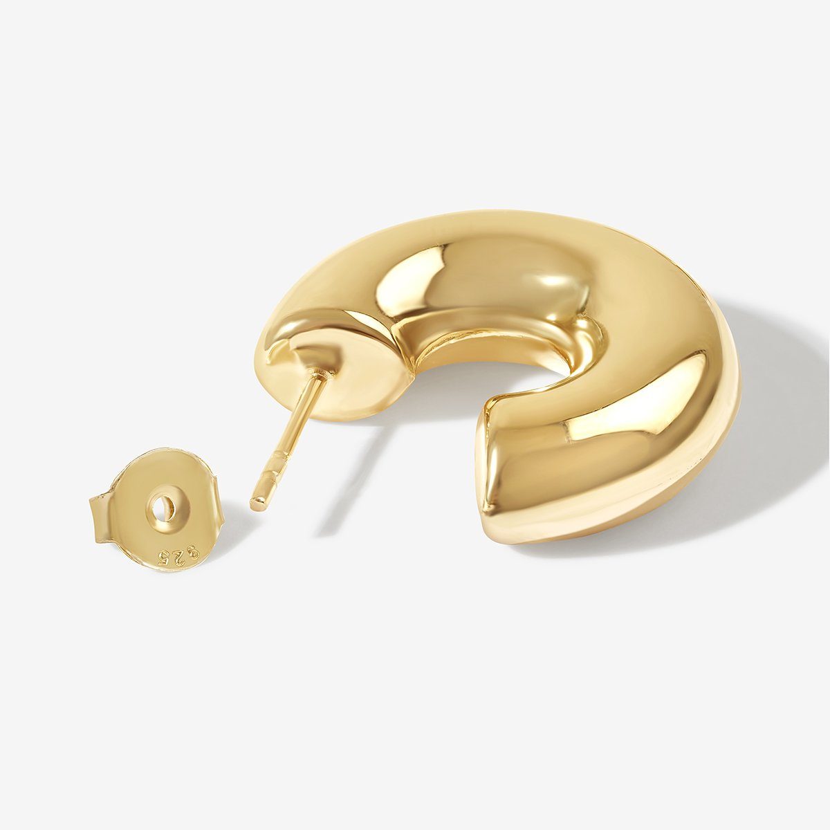 Mia - Gold Earrings with Voluminous Shape