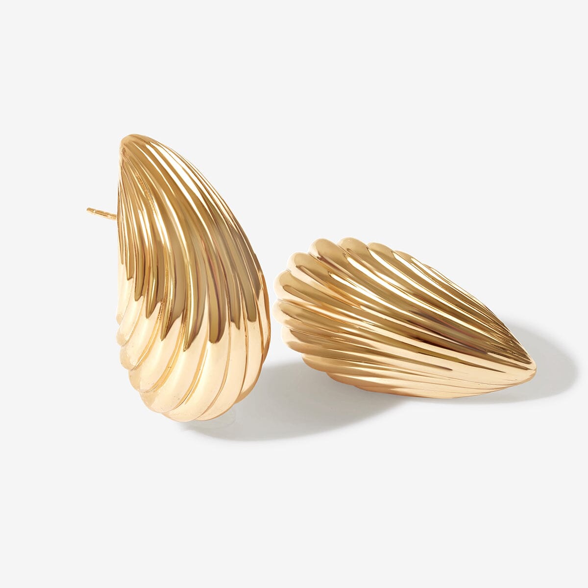Aria - Gold Ribbed Earrings