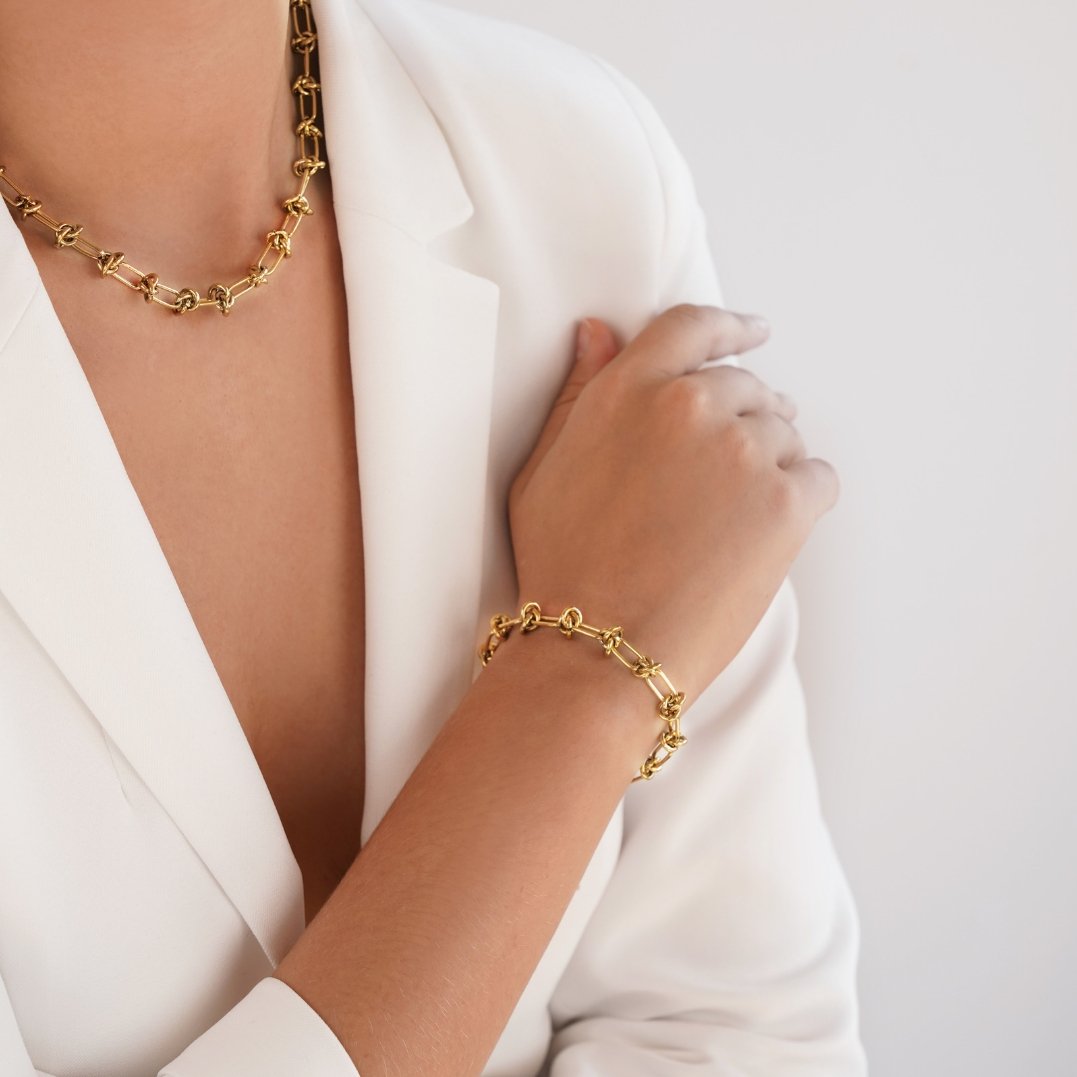 Golden Grace Link Bracelet | Elegant | Versatile