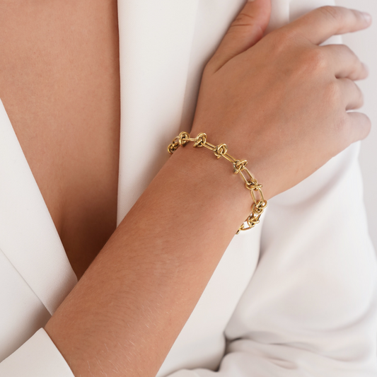 Golden Grace Link Bracelet | Elegant | Versatile