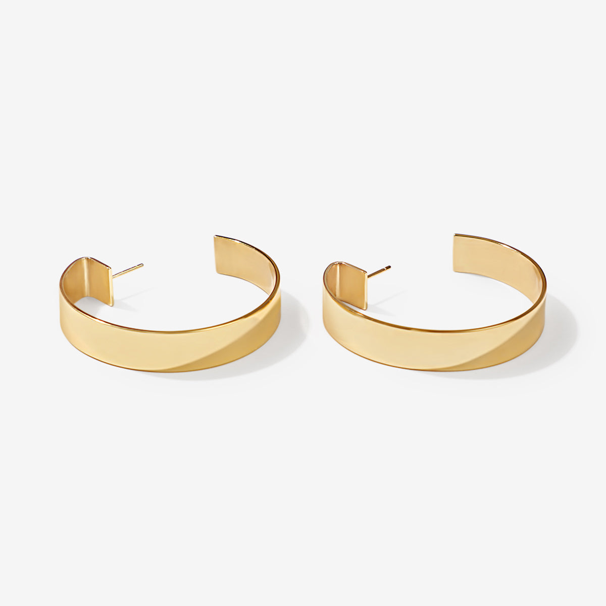 Elizabeth - Gold Classic Hoop Earrings