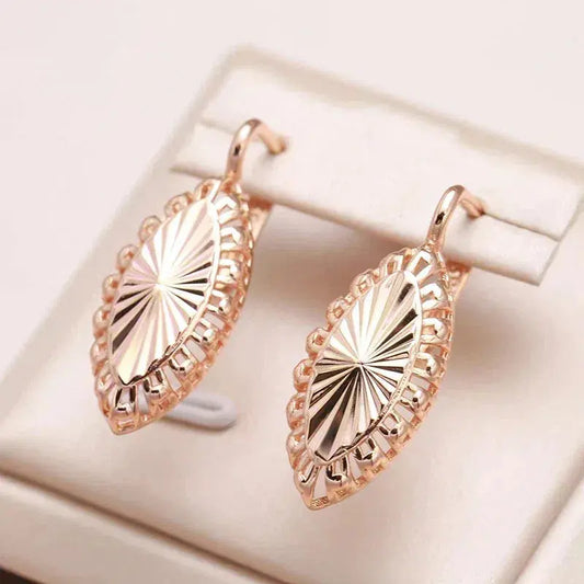 Shiny Shield Earrings in Gold