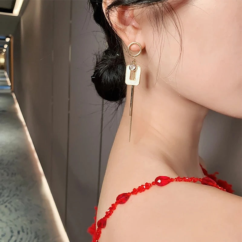 Liva | Earrings | Elegant