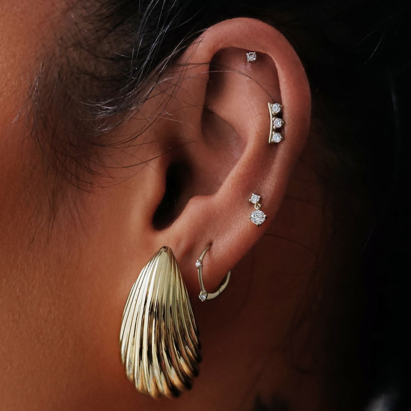 Aria - Gold Ribbed Earrings