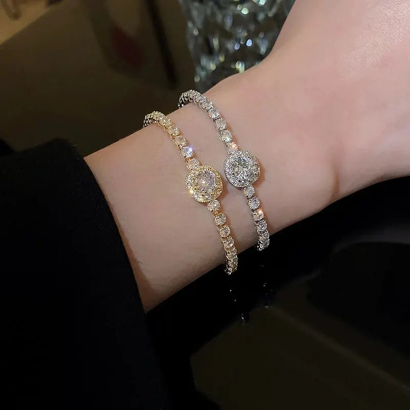 Celyra | Women's adjustable bracelet with square zirconia | Silver