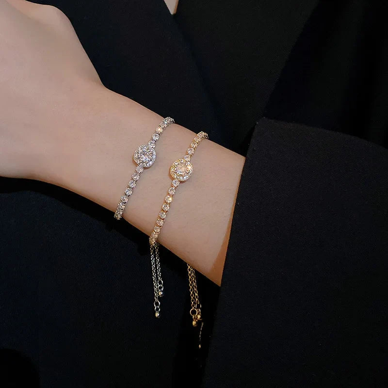 Celyra | Women's adjustable bracelet with square zirconia | Silver