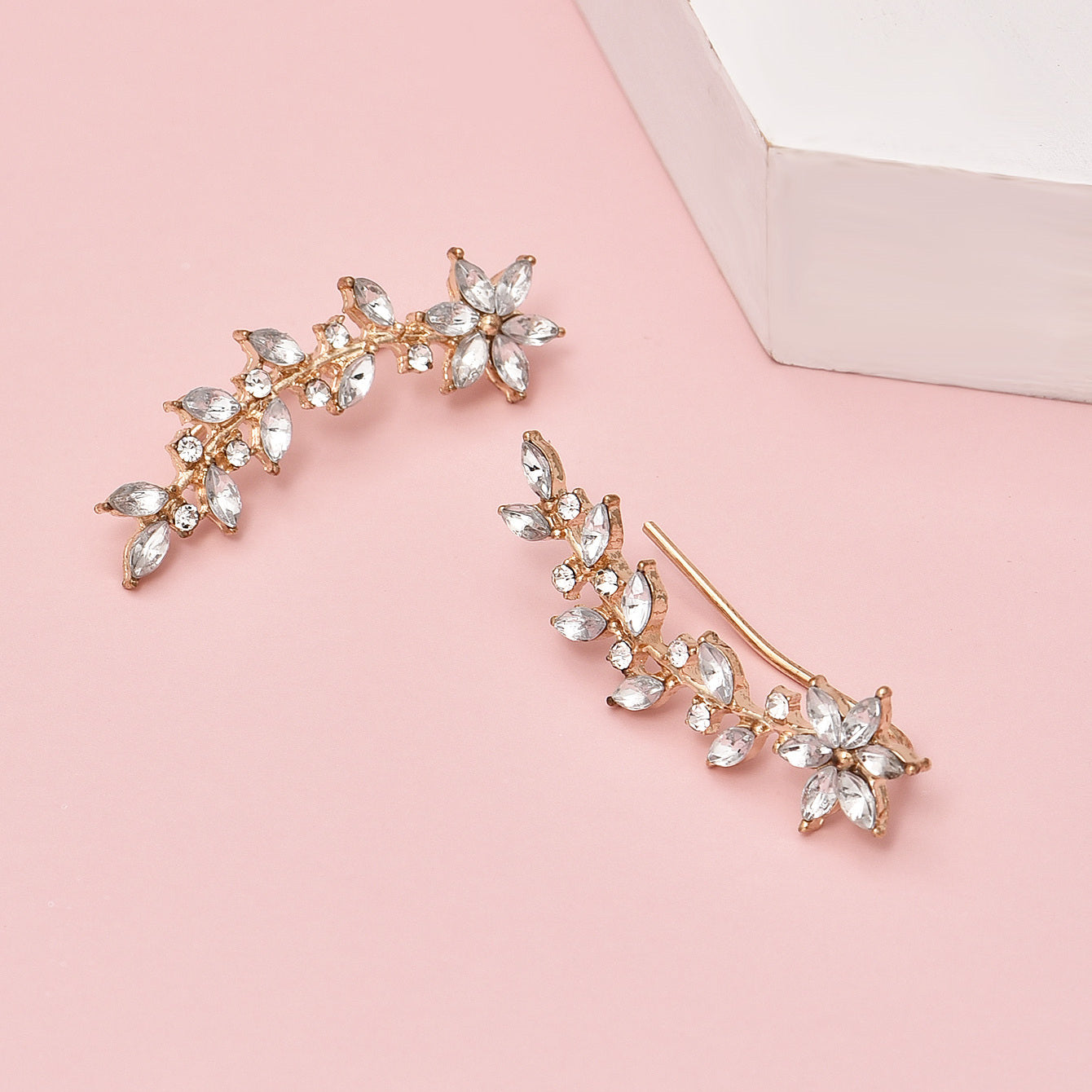 Floranya | Women's bohemian flower earrings with crystal accents | Gold