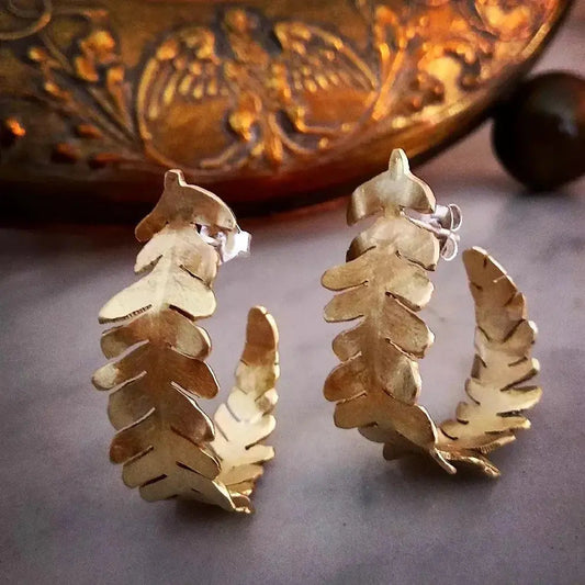 Vintage Flower Basket Earrings in Gold