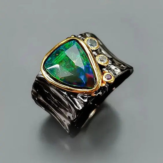 Vintage Brilliant Green Crystal Ring