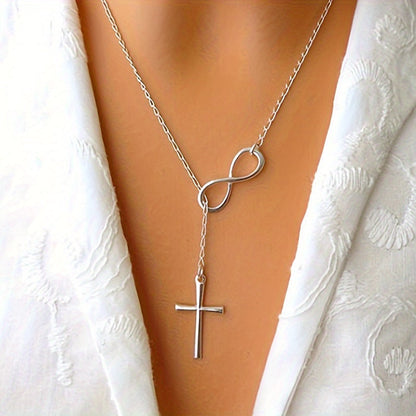 Myelira | Women's Minimalist Lucky Necklace with 8 Symbol | Gold