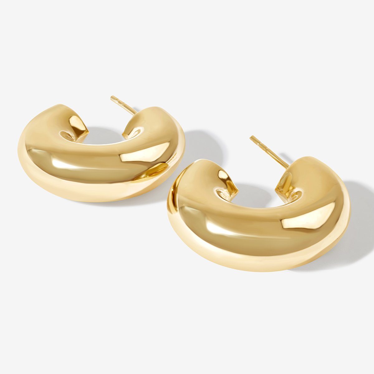 Mia - Gold Earrings with Voluminous Shape