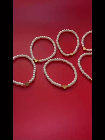 Alenora | Women's Personalized Pearl Bracelet with Initial Charm | Gold