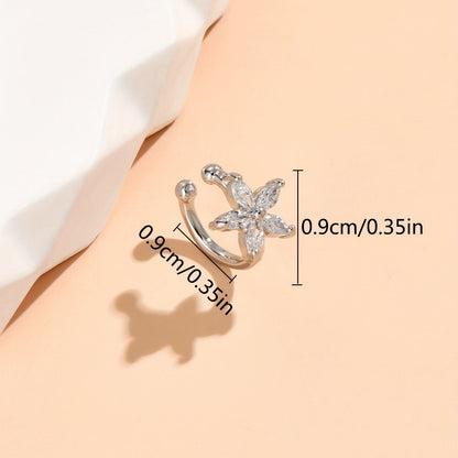 Selira | Women's delicate flower-shaped clip-on earring | Silver